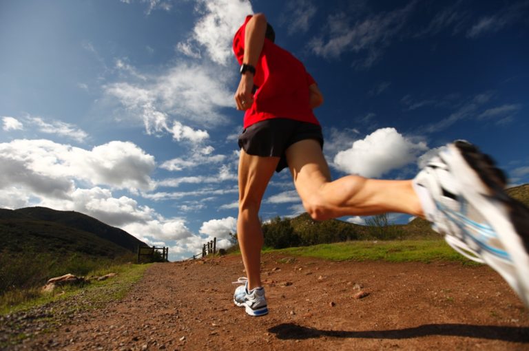 Guía definitiva para empezar a practicar running en altitud