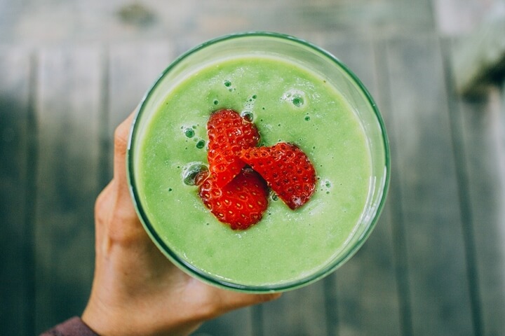 Recetas de bebidas saludables a base de té matcha