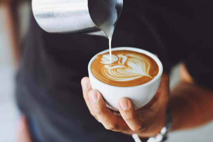 ¿El café comprado en tiendas contiene micotoxinas?