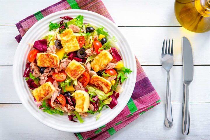 La mejor ensalada mediterránea para perder peso