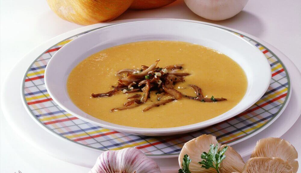 Crema de judías con tofu y hongos