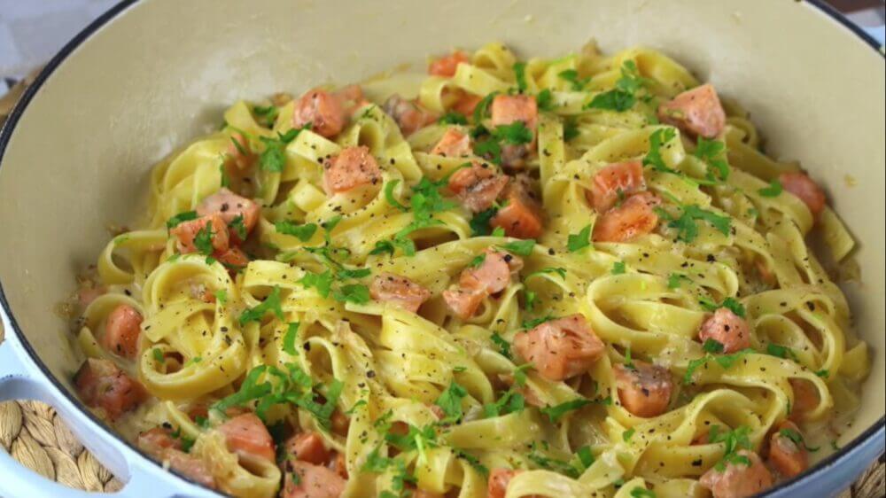 Pasta con salmón ahumado sin lactosa