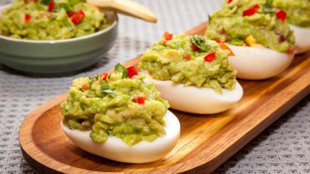 Huevos rellenos de guacamole receta