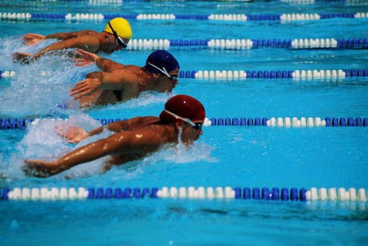 Cómo entrenar la velocidad en natación