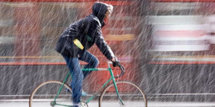 La mejor ropa de invierno para ciclismo: consejos para no pasar frío
