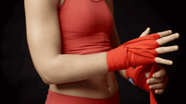 Cómo vendarse las manos correctamente: 3 vendajes de boxeo para