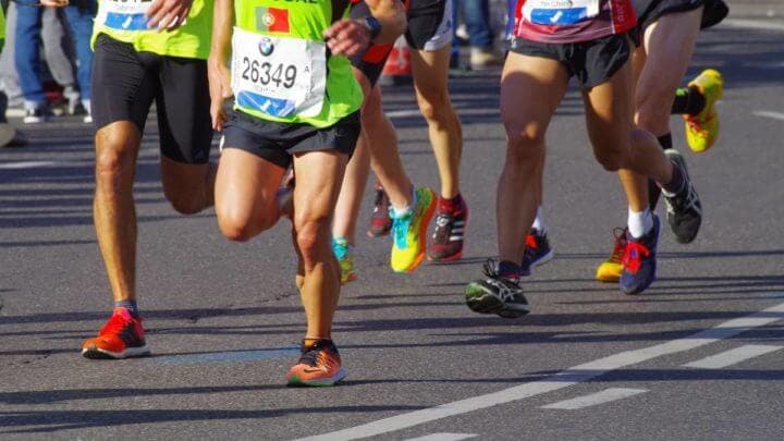 ¿Cuánto se suele tardar en correr una maratón?