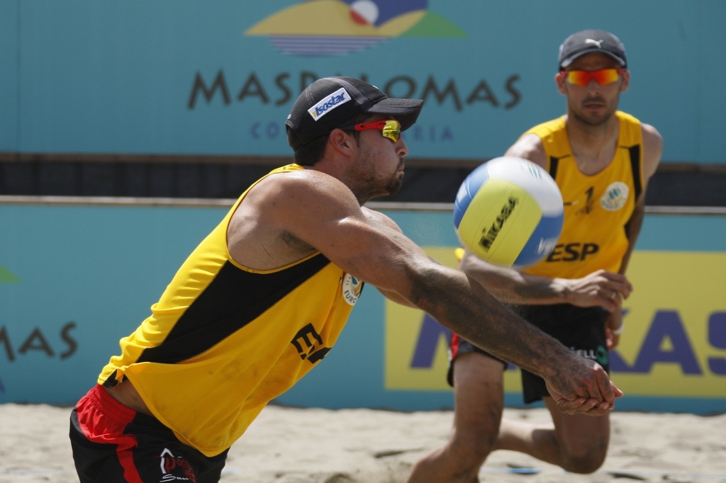 Deportes de playa (I) Voley playa
