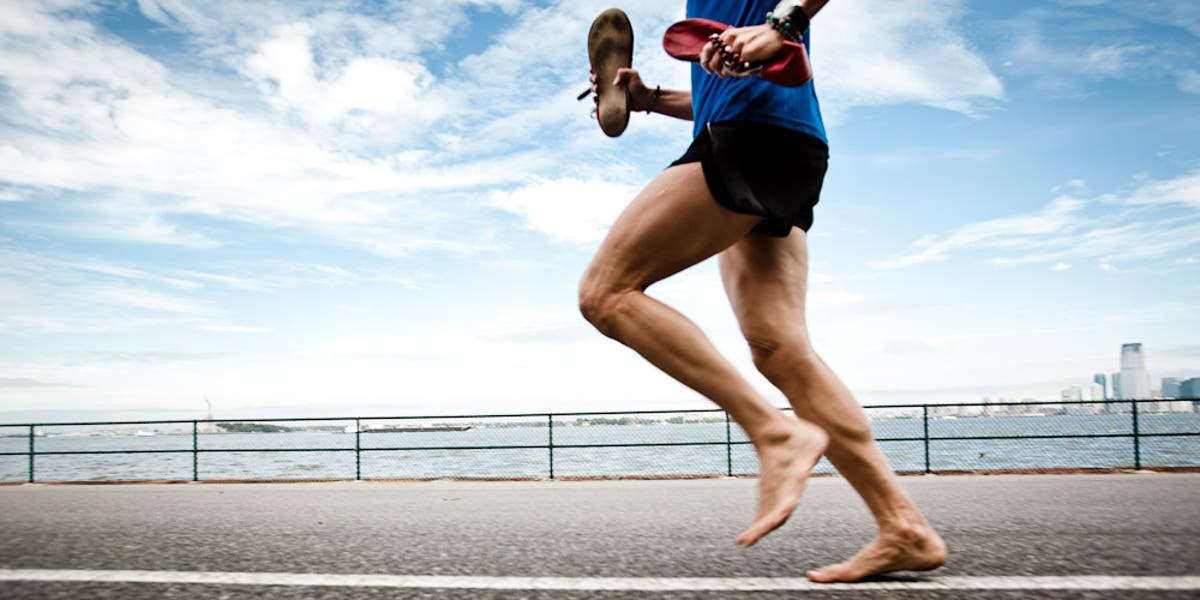 Correr descalzos (barefoot). ¿Una ventaja o un riesgo?