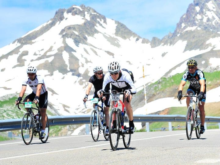 Descensos en bicicleta en grupo