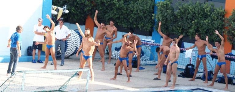 calentamiento pre-carrera de natación