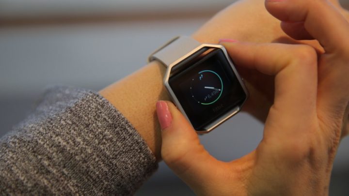 Cómo utilizar el Fitbit Blaze Smart Fitness Watch