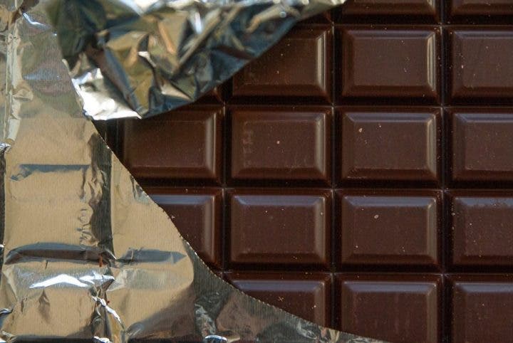 Oscuro de chocolate na dieta