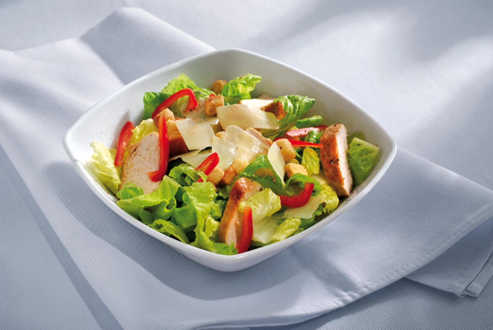 7 ensaladas llenas de proteína y fáciles de hacer