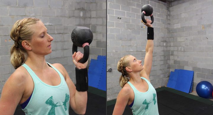 Cómo hacer el press kettlebell sin dañar tus muñecas