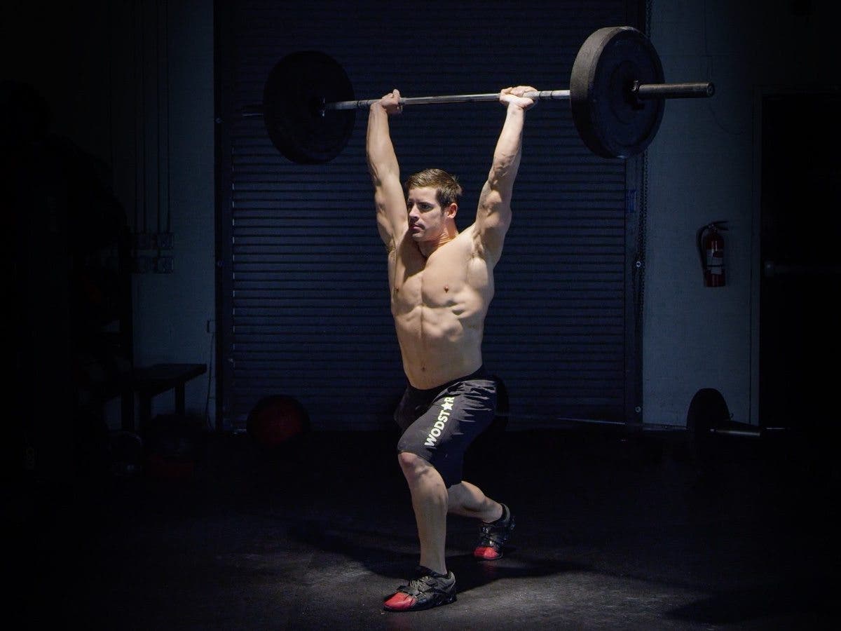 Хочу быть весами. Жимовой швунг. Clean & jerk кроссфит. Push jerks кроссфит. Тренировка тяжелоатлета.