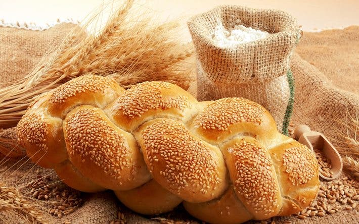 ¿El azúcar care conține el pan es dañino para la salud?