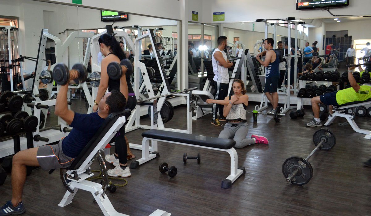 Desmontamos algunos de los peores consejos que se suelen dar en los gimnasios Desmontamos algunos de los peores consejos que se suelen dar en los gimnasios