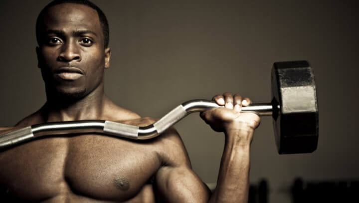 ¿Debo perder grasa antes de pensar en ganar músculo?