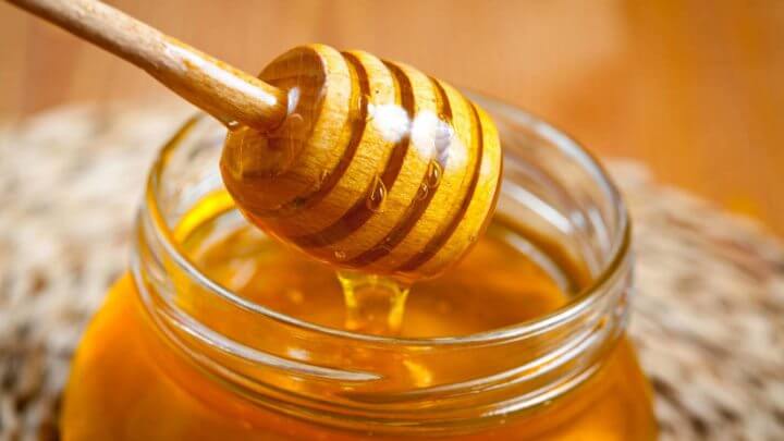 Le miel es un buen substituto del azúcar