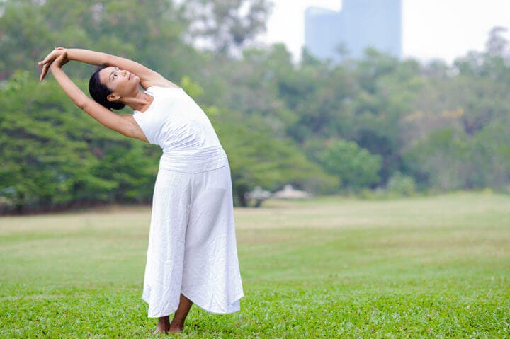 Poses de yoga para relajar la mente