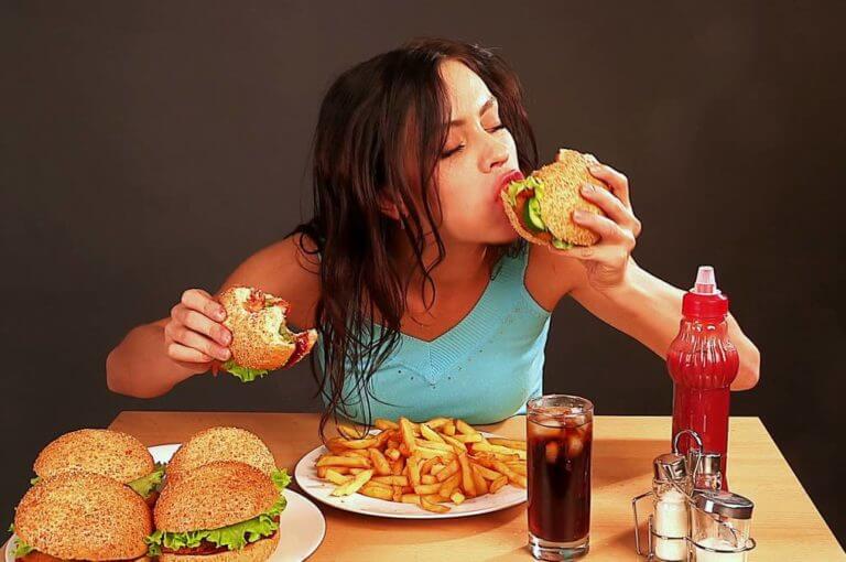 ¿cuánta grasa puedes ganar los días que sufres un atracón de comida?