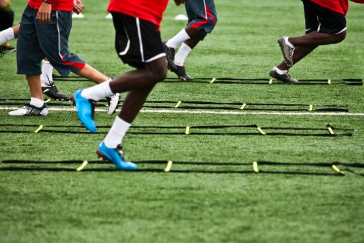 Entrenamiento de velocidad para futbolistas