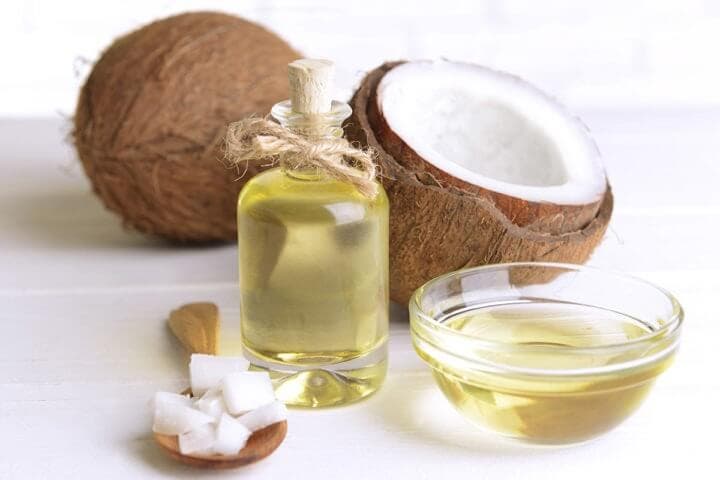 El aceite de coco es bajo en omega-6