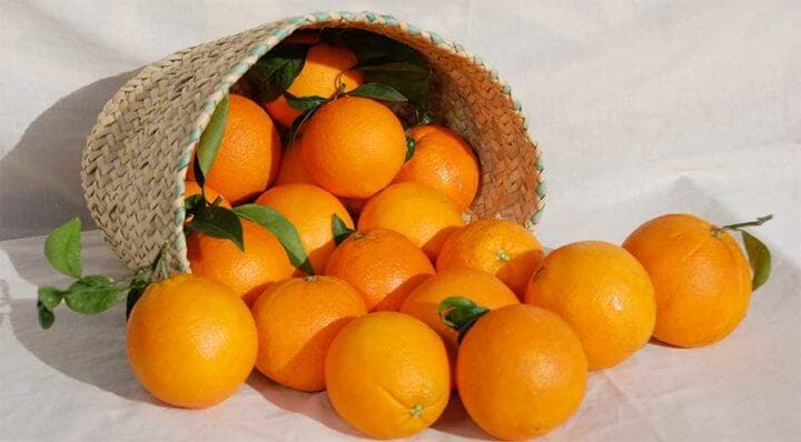 Las naranjas es una fruta con carbohidratos saludables