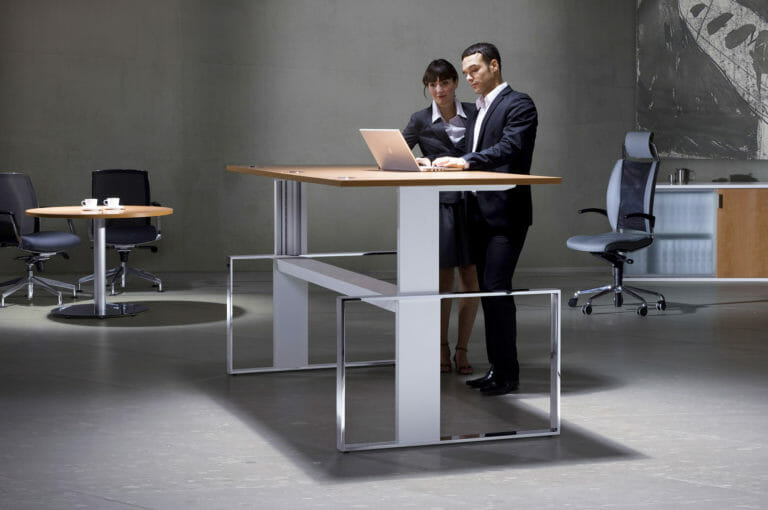 El mueble que hará que te pongas en forma en la oficina