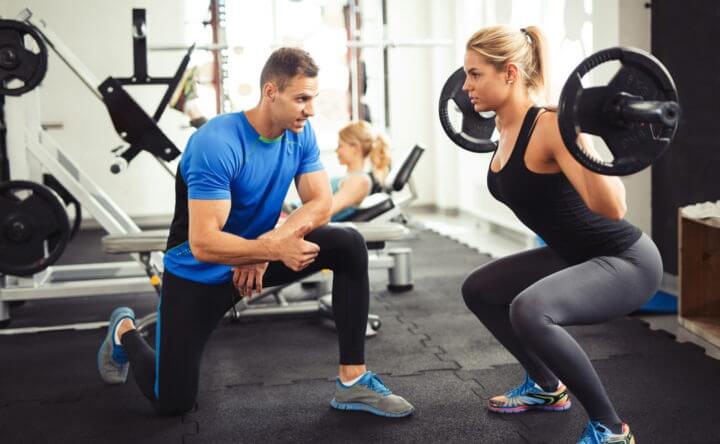 La guía definitiva para personas que empiezan a entrenar en el gimnasio