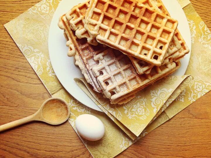 Waffles de huevo para hacer tu desayuno más variado 