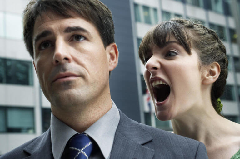 6 pasos esenciales para mantener la calma durante conversaciones difíciles