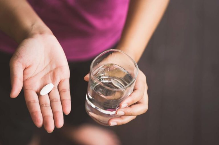 Top 5 de vitaminas y nutrientes para unas uñas más fuertes