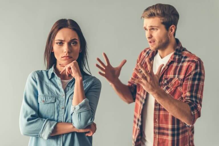 10 frases pasivo-agresivas que jamás deberías utilizar