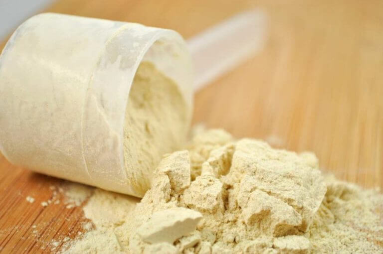 Proteína whey aislada vs. concentrada: ¿cuál es la diferencia?