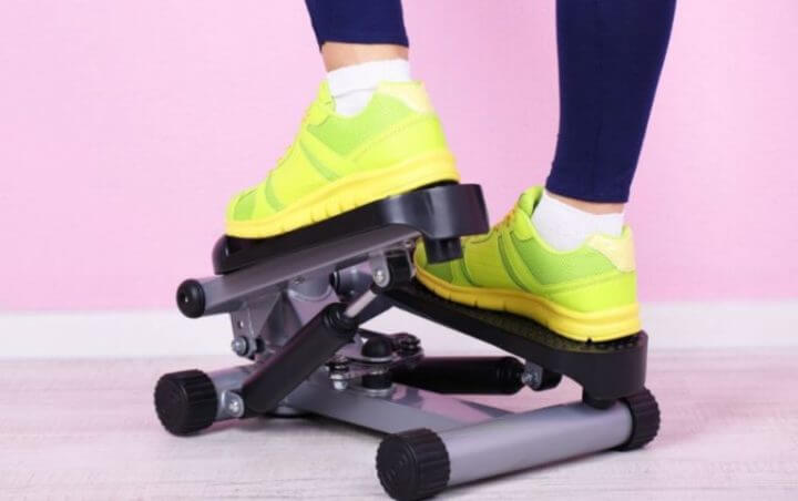 Rutina de cardio en simulador de escaleras