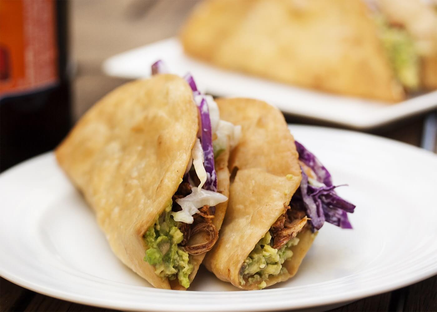 Receta saludable de tacos con pollo y repollo