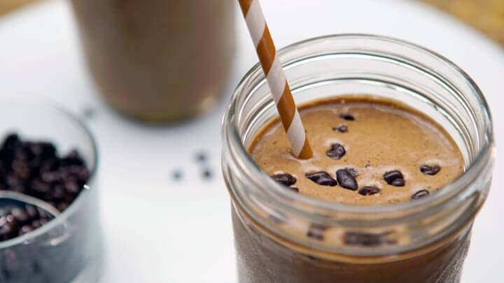 Ricetta del caffè al caffè con proteine