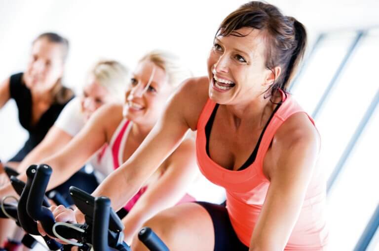 3 cosas que un ciclista puede hacer para aprovechar su clase de spinning