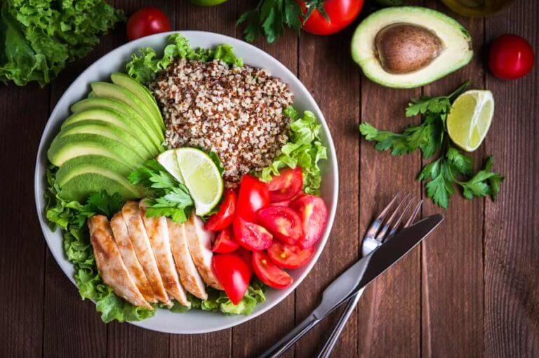 7 trucos para medir y controlar tus raciones de comida