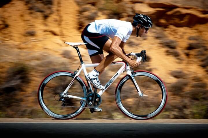 Estudios sobre la cadencia alta en ciclismo
