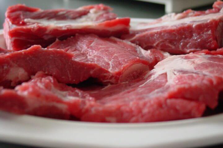 ¿Cuánta carne hay que comer al día?