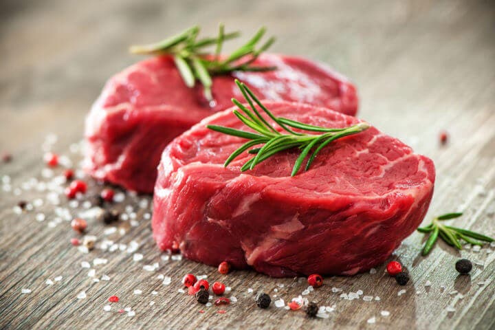 ¿Qué vitaminas tiene la carne de vacuno de pasto?