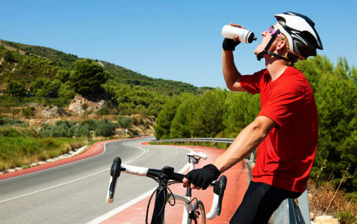Consejos para evitar golpes de calor en ciclismo