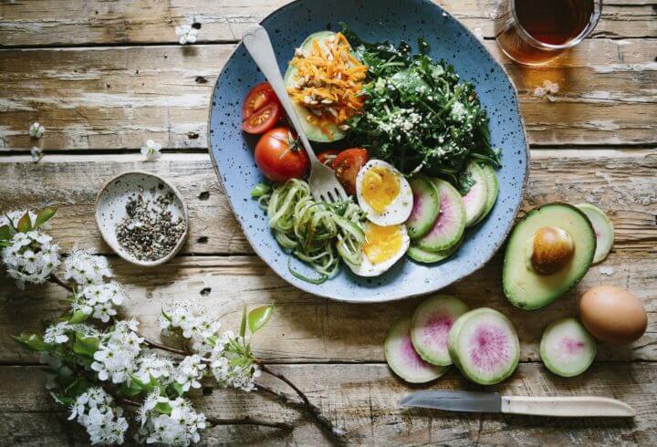 7 desayunos veganos cargados de proteínas