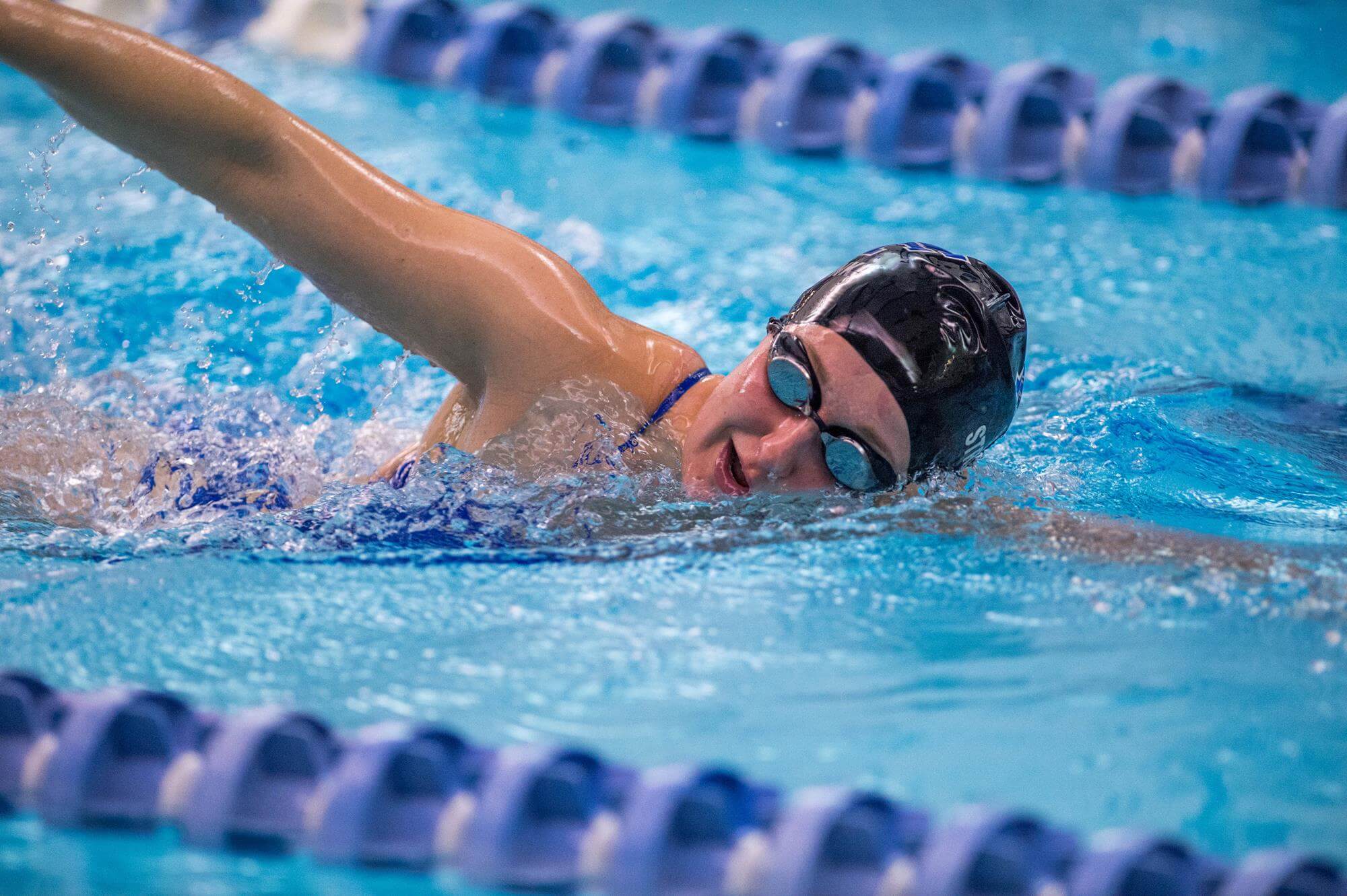 Cómo empezar a nadar si nunca lo has hecho antes