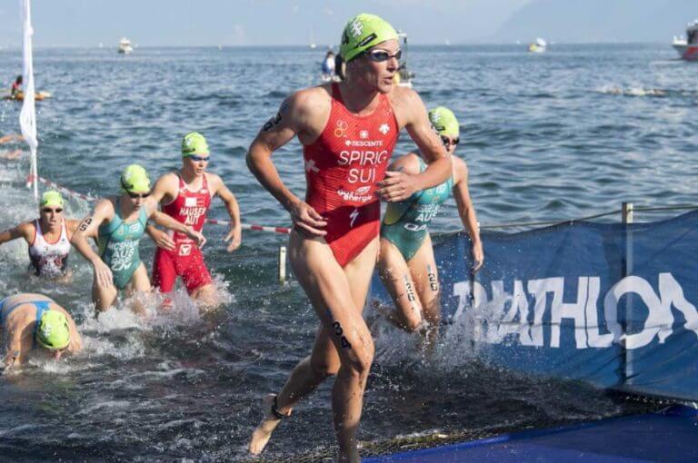 Cómo elegir el entrenamiento de triatlón que te haga llegar entero a la meta
