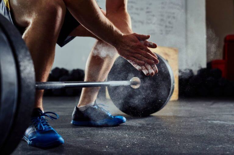 Cómo ganar más confianza al entrenar en una sala de pesas