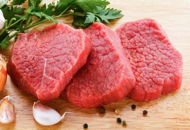 ¿Es beneficioso cortar por completo el consumo de carne?